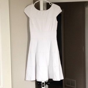 Banana Republic White Dress - Size 2